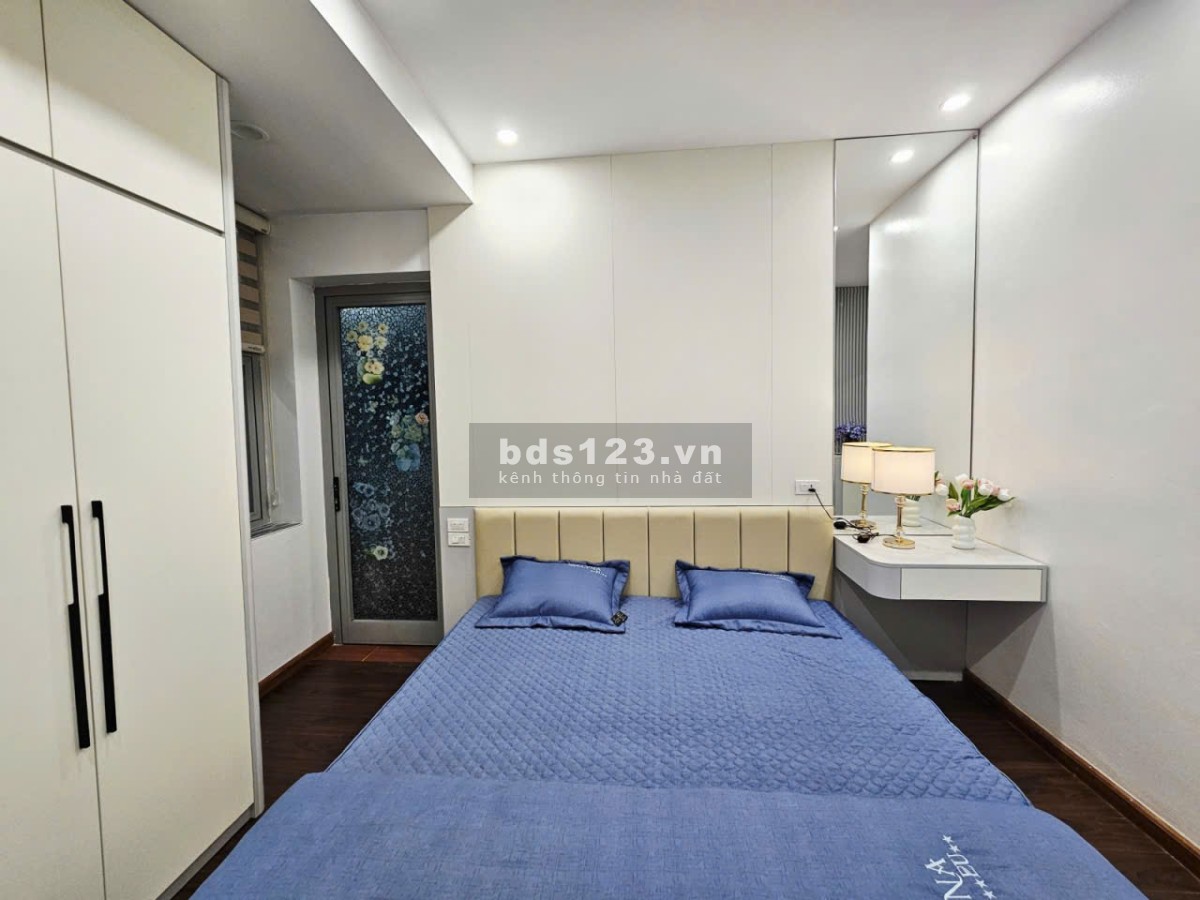 Cần tiền Bán Gấp chung cư 158 m2 Văn Phú, Hà Đông, 3 ngủ , 3…