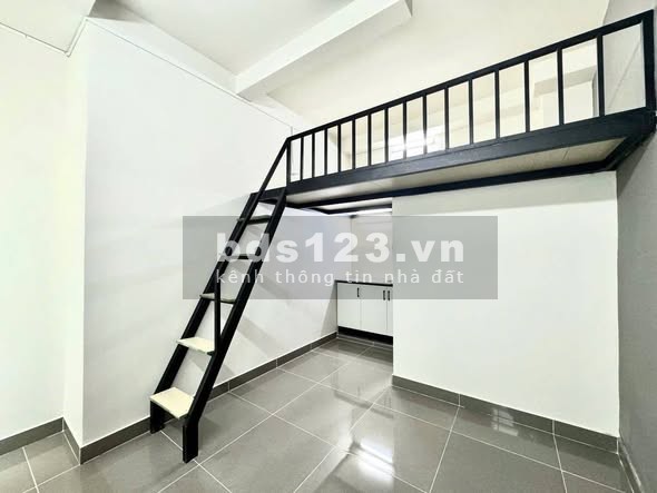 Phòng cho thuê mới, có máy lạnh, gần VLU, IUH tại 566 Nguyễn…