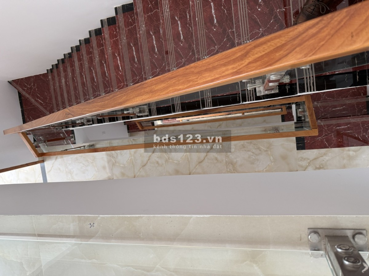 Bán nhà phố full nội thất, thang máy dự án Thành phố Cà phê…