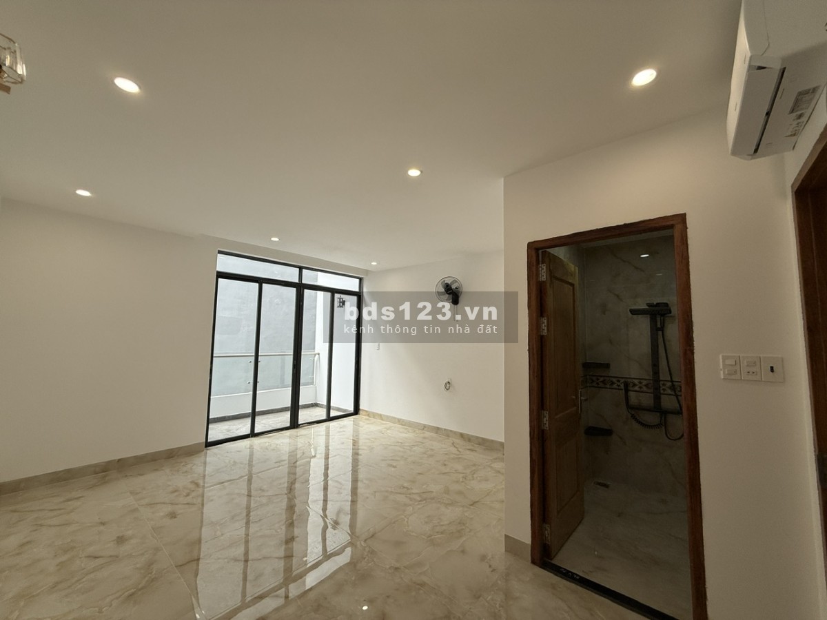 Bán nhà phố full nội thất, thang máy dự án Thành phố Cà phê…