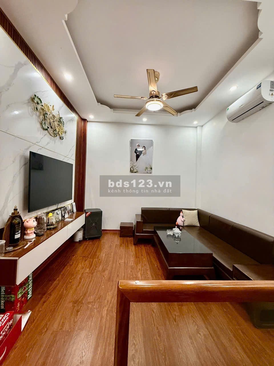 40m² căn góc, 2 thoáng, dân xây, ở ngay, hàng xóm KĐT Kim Chung,…