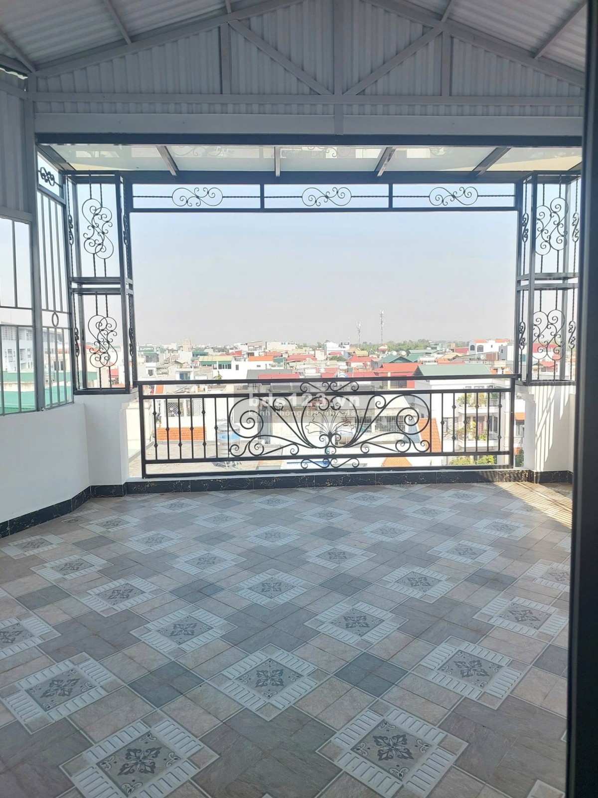 Bán nhà Phúc Lợi Long Biên về ở ngay khu vực đông dân cư 9…