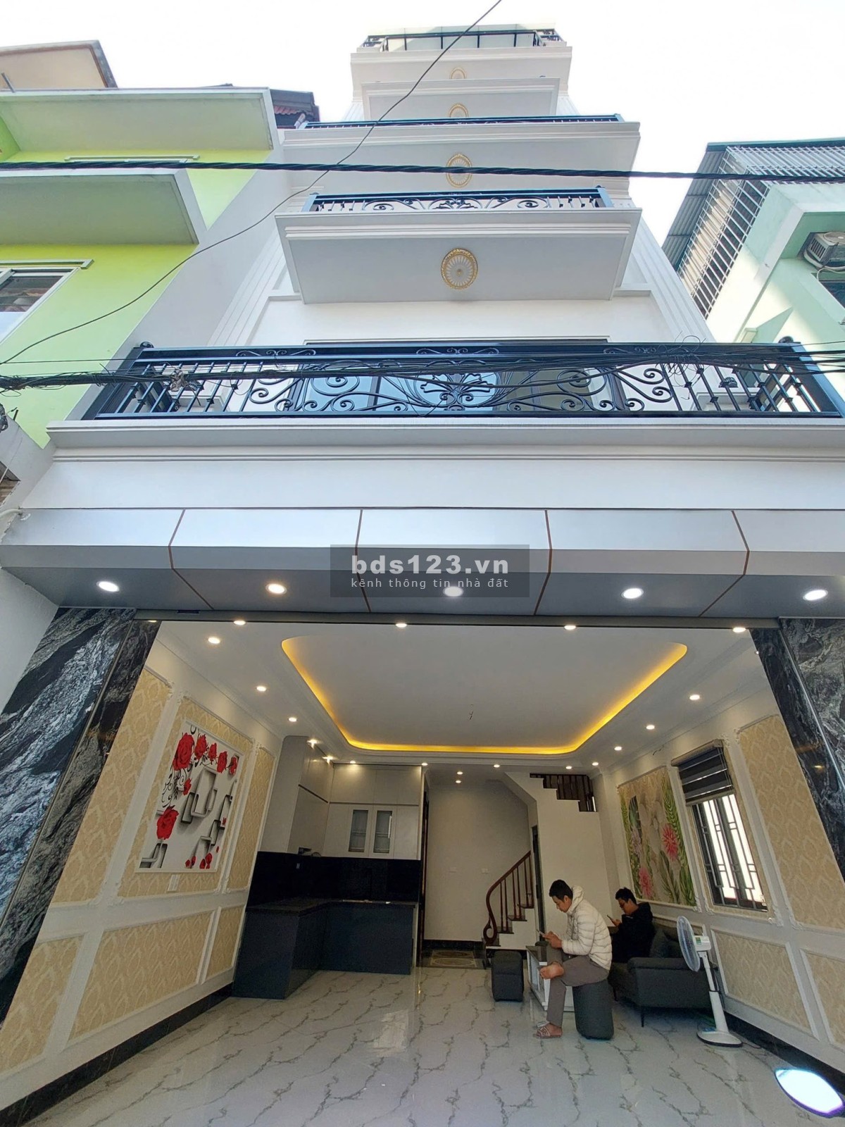 Bán nhà Phúc Lợi Long Biên về ở ngay khu vực đông dân cư 9…