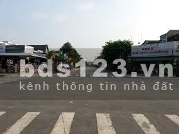 Chính chủ gửi bán 1.900m² mặt tiền đường nhựa liên huyện 32m gần chợ, trường