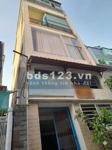 Bán Nhà 3 tầng, sân thượng, 3 phòng ngủ, 3 wc - Hiệp Bình Chánh