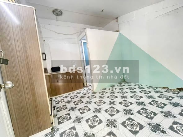 Phòng cho thuê P25 Bình Thạnh, gần Hutech, ban công - 3.3 triệu/tháng