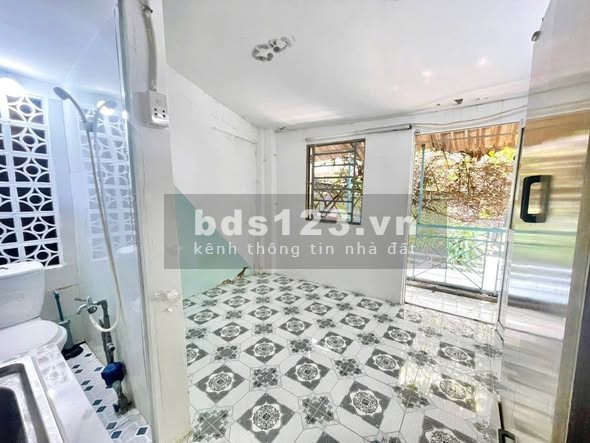 Phòng cho thuê P25 Bình Thạnh, gần Hutech, ban công - 3.3 triệu/tháng