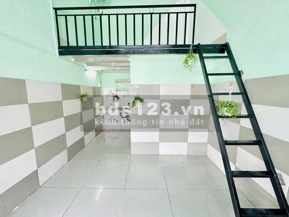 Phòng cho thuê 25m2 mới, 1204 Nguyễn Văn Quá, Q12 - Giá 2.49 triệu