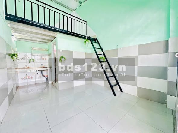 Phòng cho thuê 25m2 mới, 1204 Nguyễn Văn Quá, Q12 - Giá 2.49 triệu