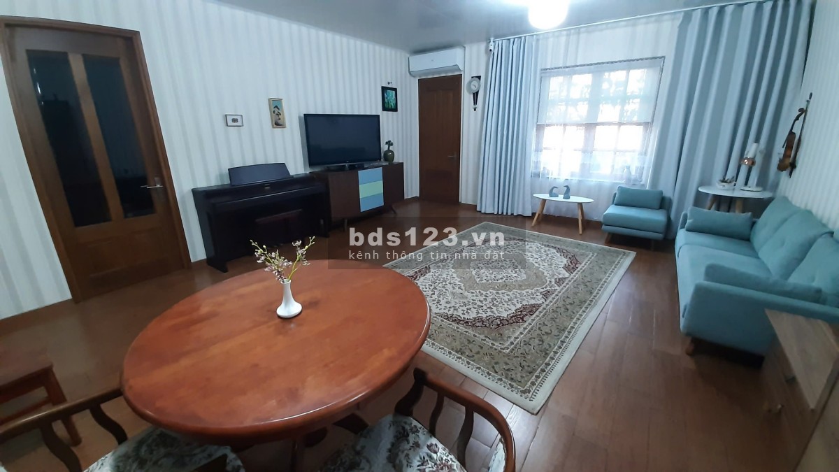 Bán căn hộ 12 Võ Văn Kiệt Q1 ngay trung tâm thành phố DT 71m2