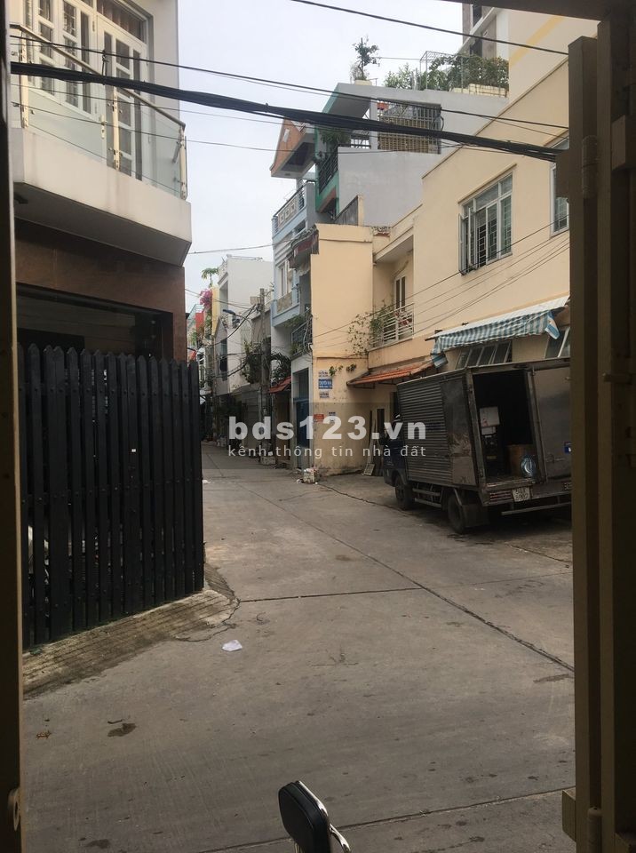 Cho thuê nhà nguyên căn hẻm xe hơi/ xe tải quay đầu