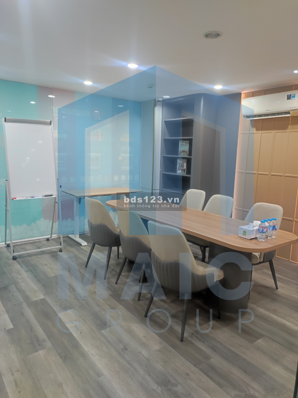 Cho thuê văn phòng - Full nội thất