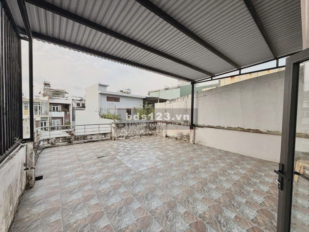 Lô góc 2 mặt kiệt ô tô - Ngang 6m - 3 tầng kiên cố - Đoạn…