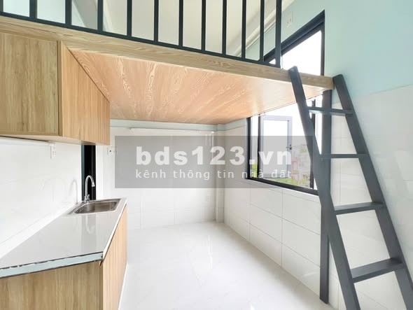 Duplex cửa sổ trời gần VLU CS3, nội thất cơ bản