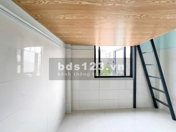 Duplex cửa sổ trời gần VLU CS3, nội thất cơ bản