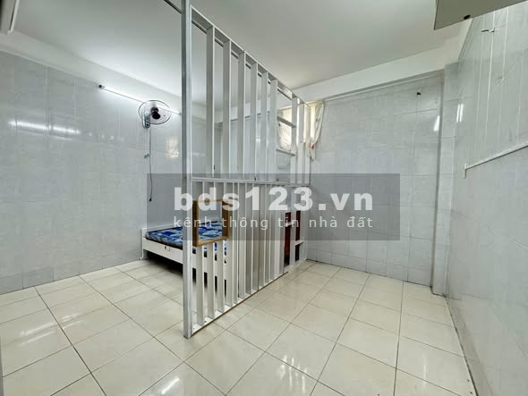 Cho thuê phòng có máy lạnh, bếp riêng tại 602 Trường Chinh, Q.12