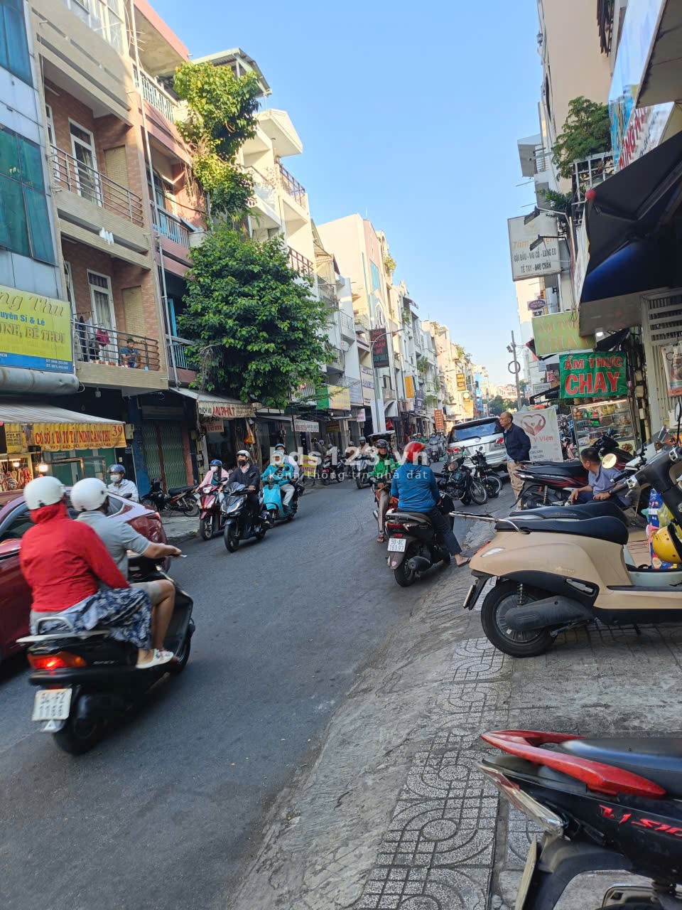 Cho thuê mặt bằng ngay chợ Phạm Văn Hai DT 36m2 tiện KD đa ngành