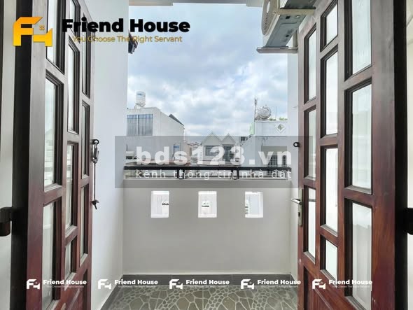 Phòng mới có ban công, cửa sổ tại 285 Phạm Văn Chiêu, Gò…