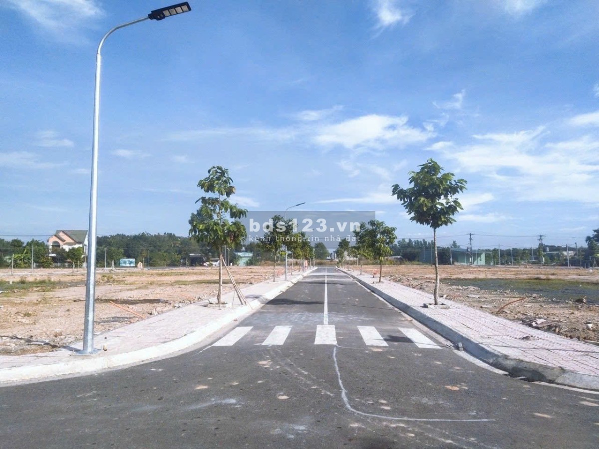 Bán đất KDC full thổ cư - SHR - cách sân bay Long Thành 5km, gần…