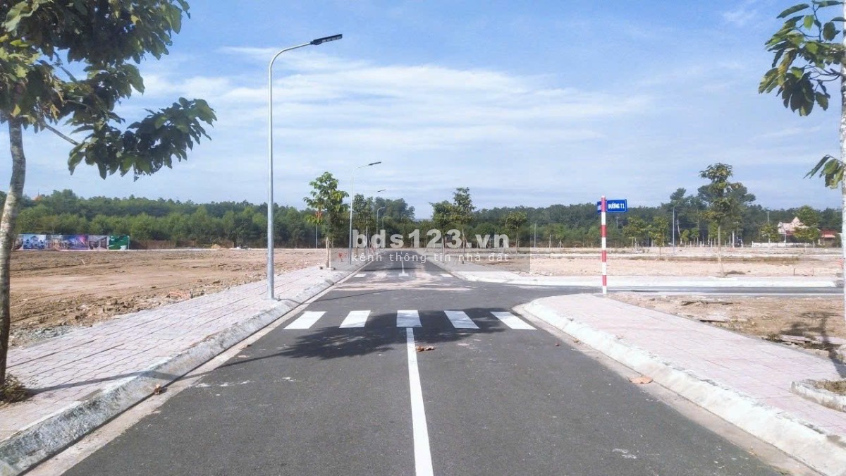 Bán đất KDC full thổ cư - SHR - cách sân bay Long Thành 5km, gần…