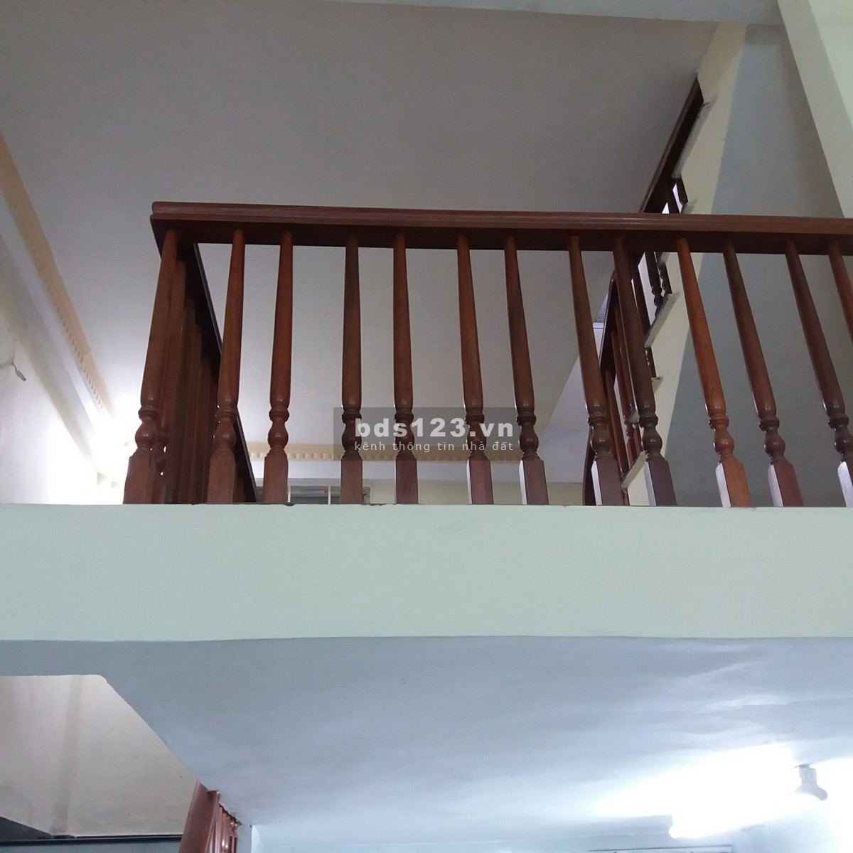 Cho thuê nhà 3,5 tầng 67 ngõ 207 Bùi Xương Trạch tổng 140m2