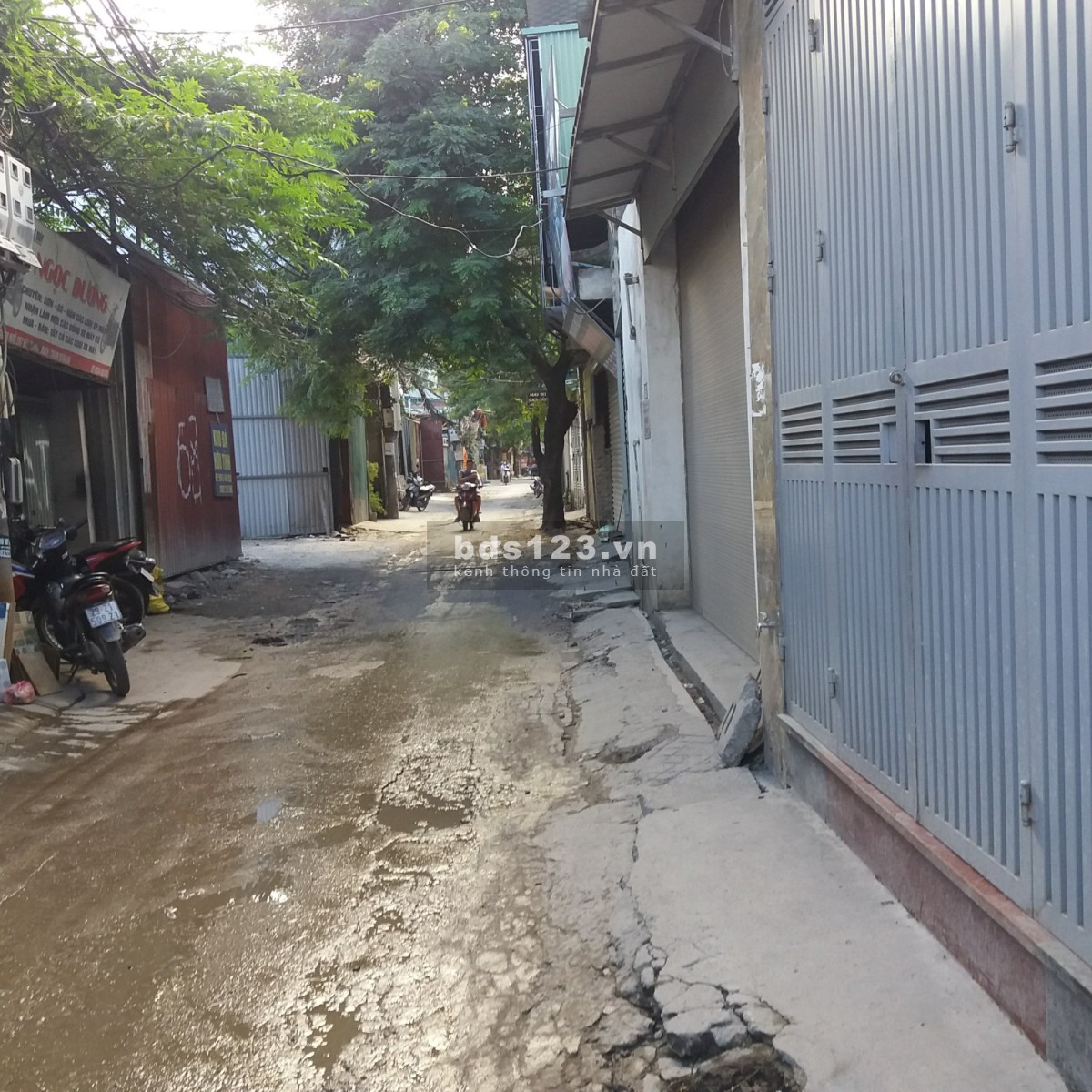 Cho thuê nhà 3,5 tầng 67 ngõ 207 Bùi Xương Trạch tổng 140m2