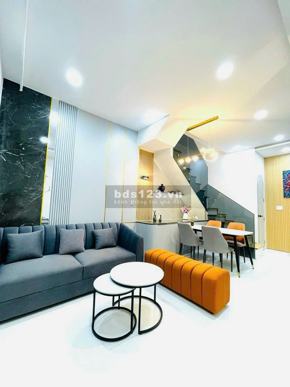 Siêu phẩm Quận 10 – gần Vạn Hạnh Mall – 2PN, giá cực tốt