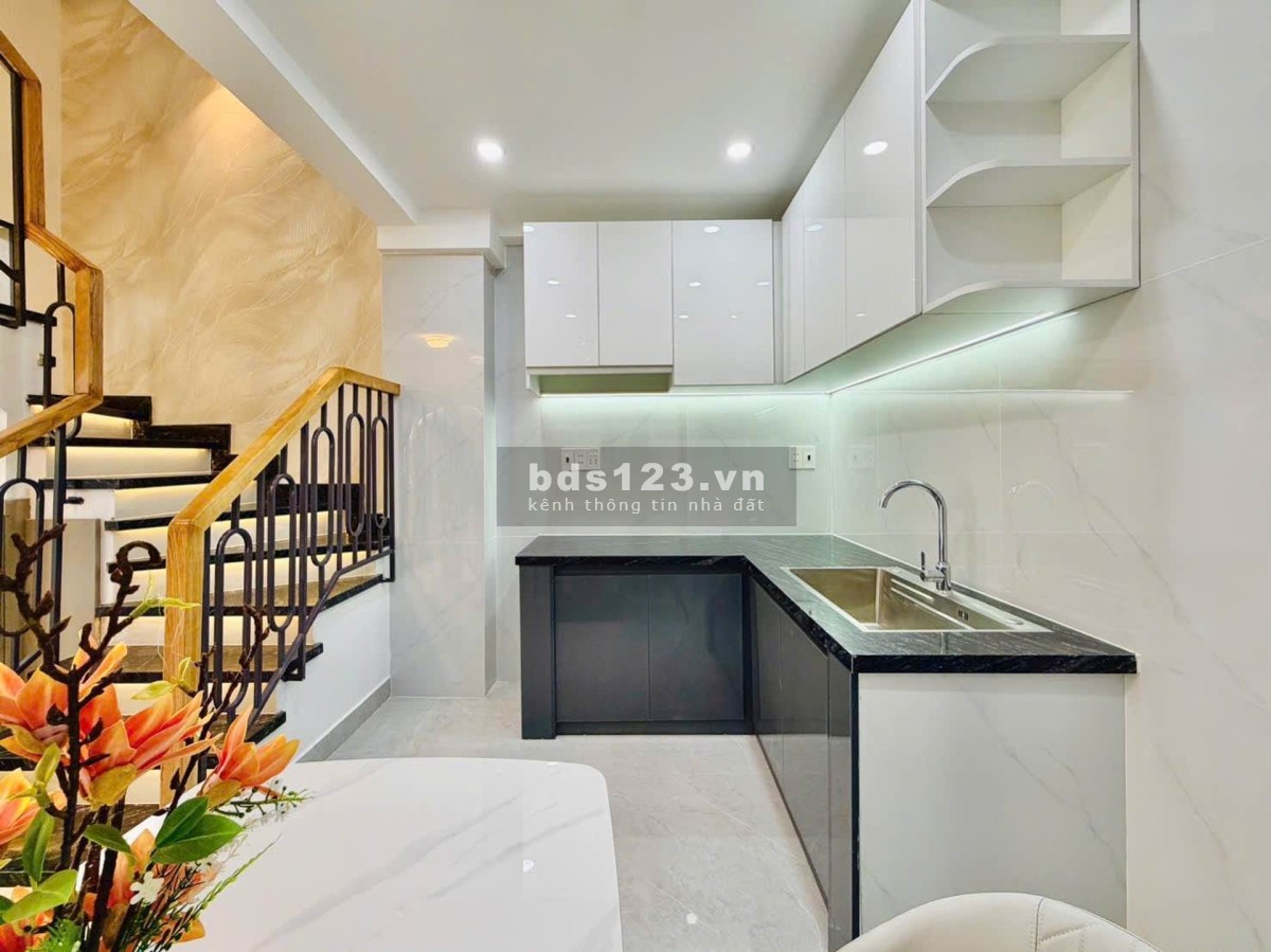 Bán nhà Trần Thị Trọng tặng FUll nội thất xịn+Giá 5.x tỷ