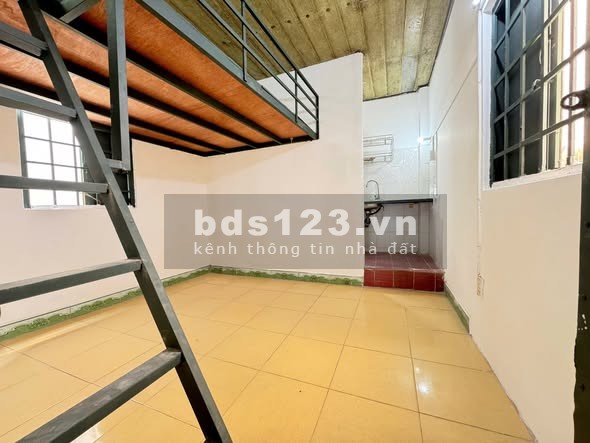 Phòng trọ 2.4 triệu tại 74 Phan Văn Hớn, Q12 - Gần Cầu Tham…