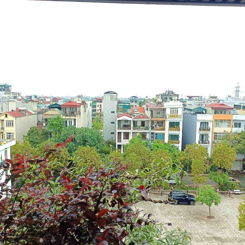 Siêu phẩm TĐC Việt Hưng 6 tầng thang máy view thoáng vĩnh viễn…