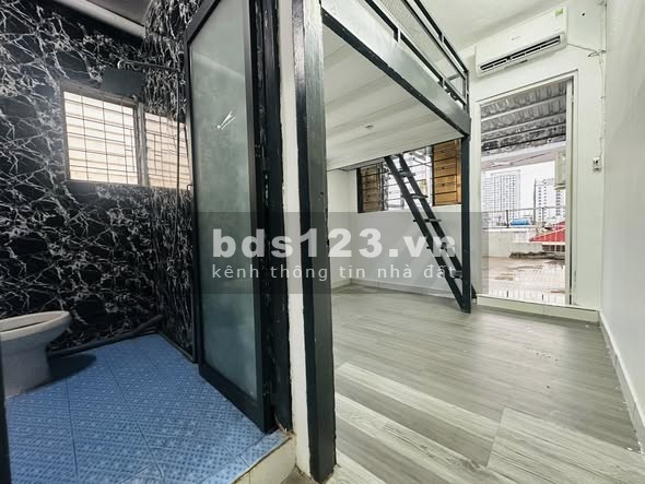 Cho thuê phòng 35m2 có ban công lớn tại Phan Đình Phùng, Q. Phú…