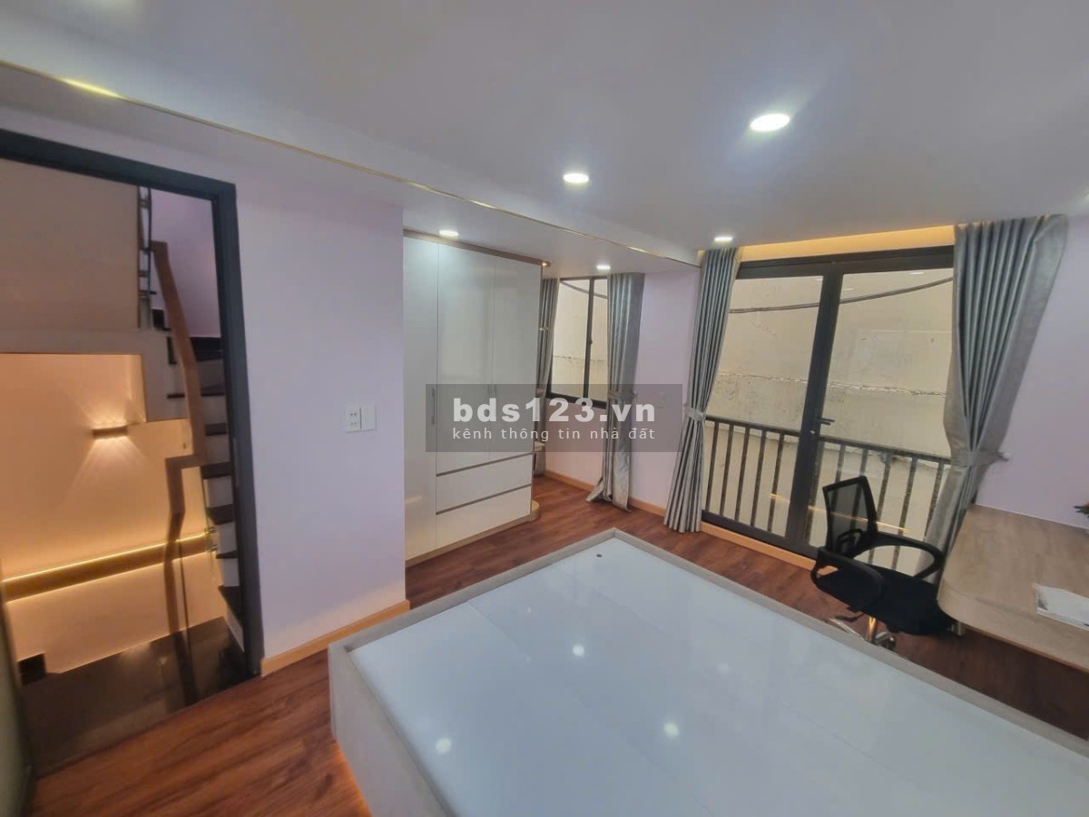 Chỉ 5 tỷ mua được căn nhà ngay trung tâm 126A/1 Nguyễn Cư Trinh Q1