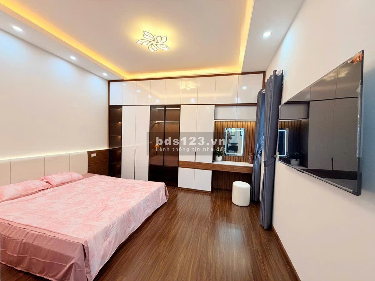 Hàng Hiếm- Chính chủ bán nhà Minh Khai- Nhà siêu mới 5 Tầng-…