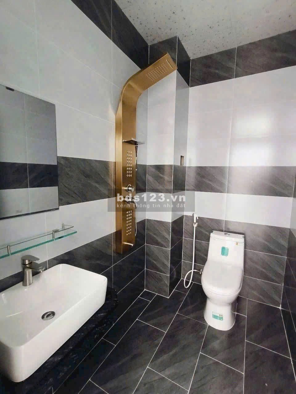 Nhà 114m2 mặt tiền đường nhựa nhà nước sát KDL Bửu Long -…