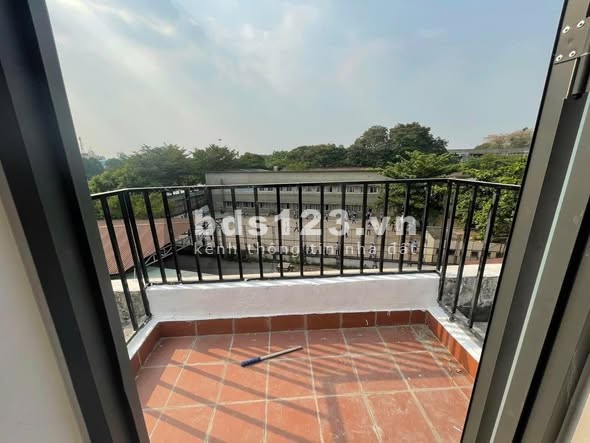 Phòng trọ ban công view công viên Tầm Vu, P.27 Bình Thạnh - 4 triệu