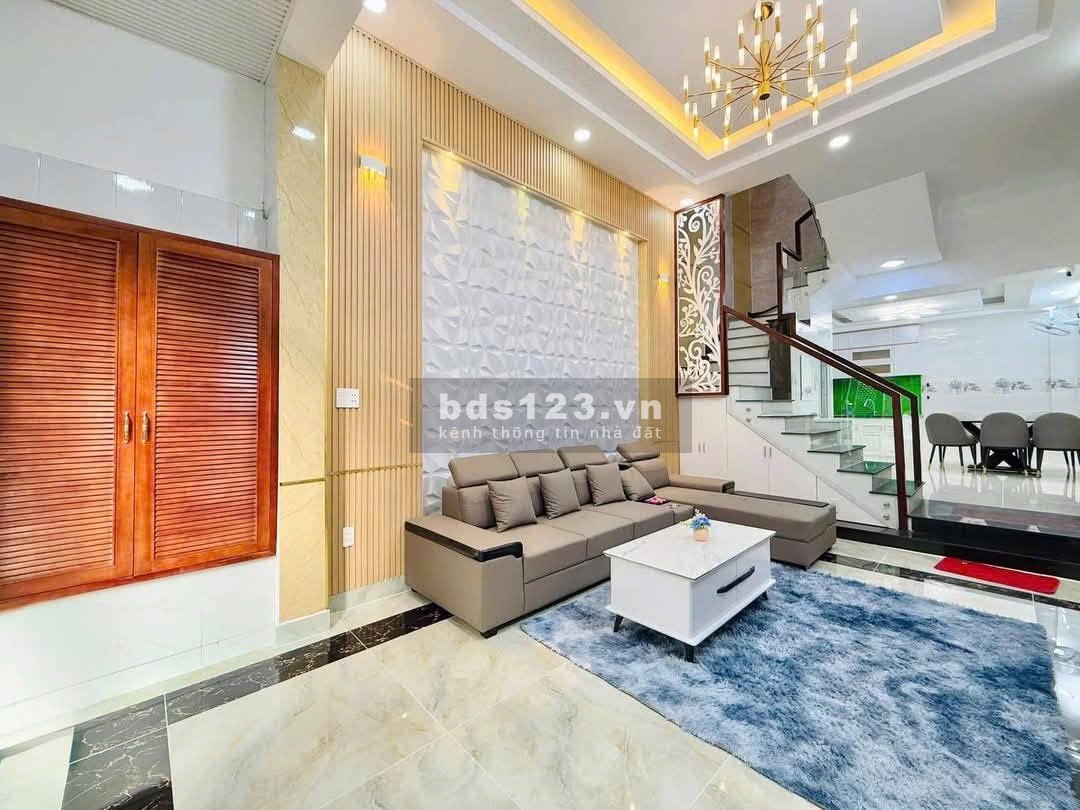 Chủ định cư nước ngoài cần bán gấp nhà Q3, 60m2 4.2 tỷ