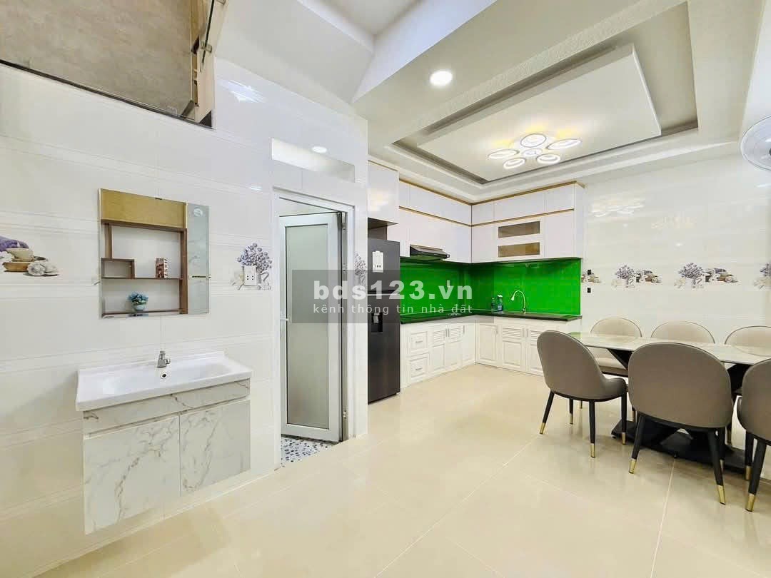 Chủ định cư nước ngoài cần bán gấp nhà Q3, 60m2 4.2 tỷ