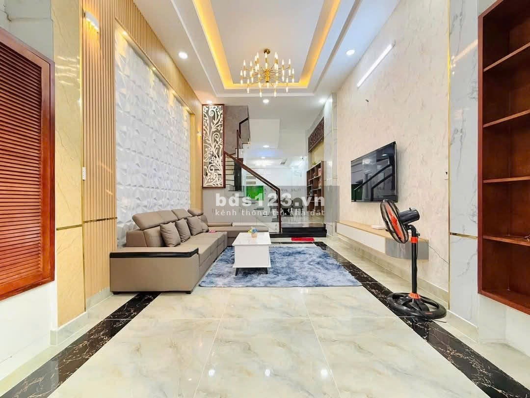 Chủ định cư nước ngoài cần bán gấp nhà Q3, 60m2 4.2 tỷ