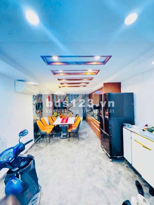 Tôn Đức Thắng - 16 tỷ - thoáng oto vào được, rẻ hơn khu…