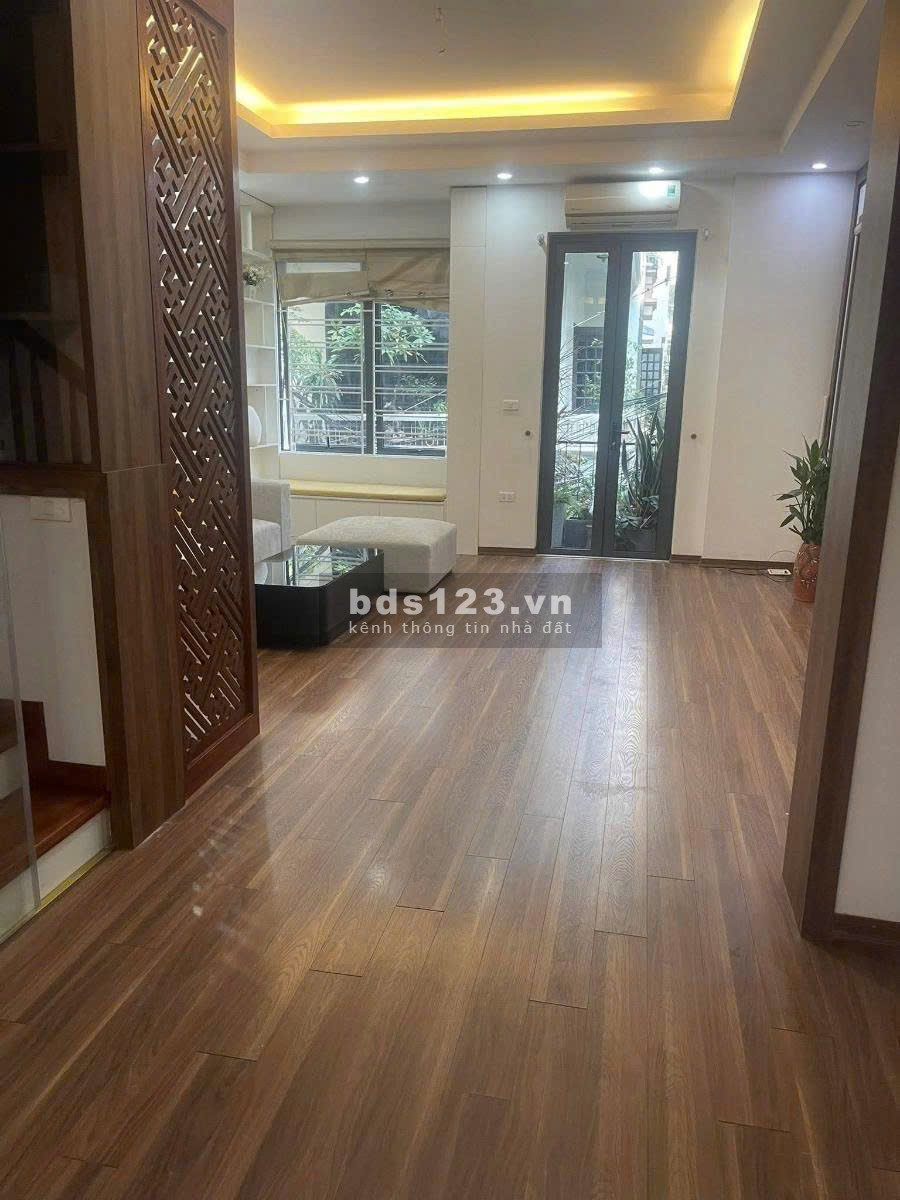 Bán nhà Thái Hà trong ngõ quận Đống Đa phân lô, vỉa hè…