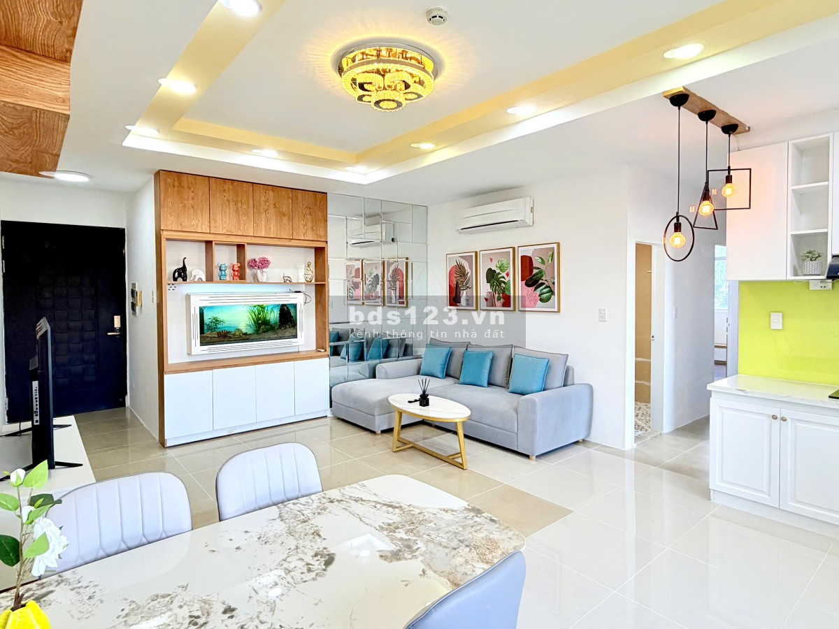 Chính chủ căn góc 83m2 Hoàng Kim Thế Gia, sổ hồng sẵn, nhà mới, nội thất