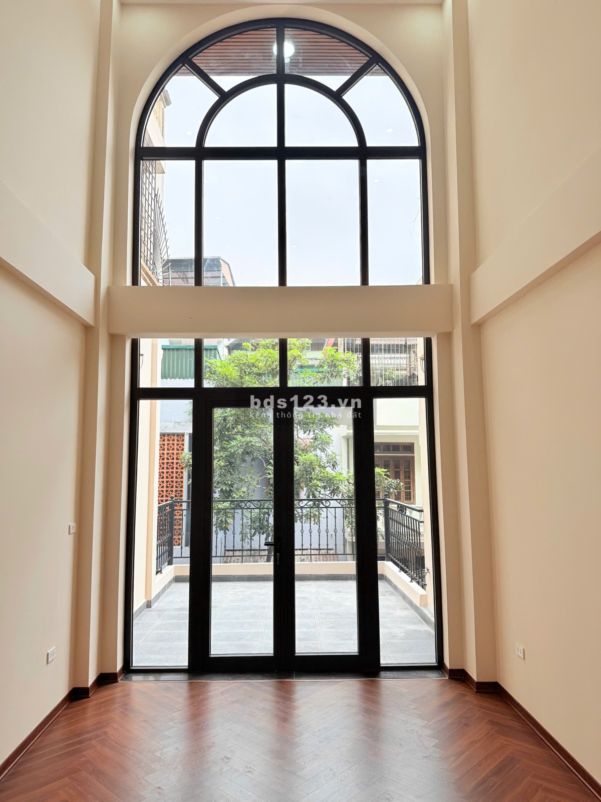 Cơ hội 10 năm có 1 - Chủ nhà 