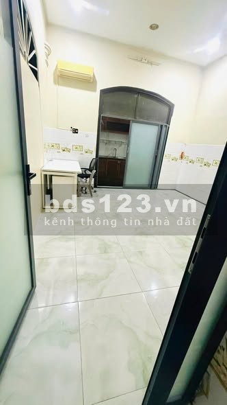Phòng trọ tầng trệt 295 Nguyễn Gia Trí, Bình Thạnh - Giá 5 triệu