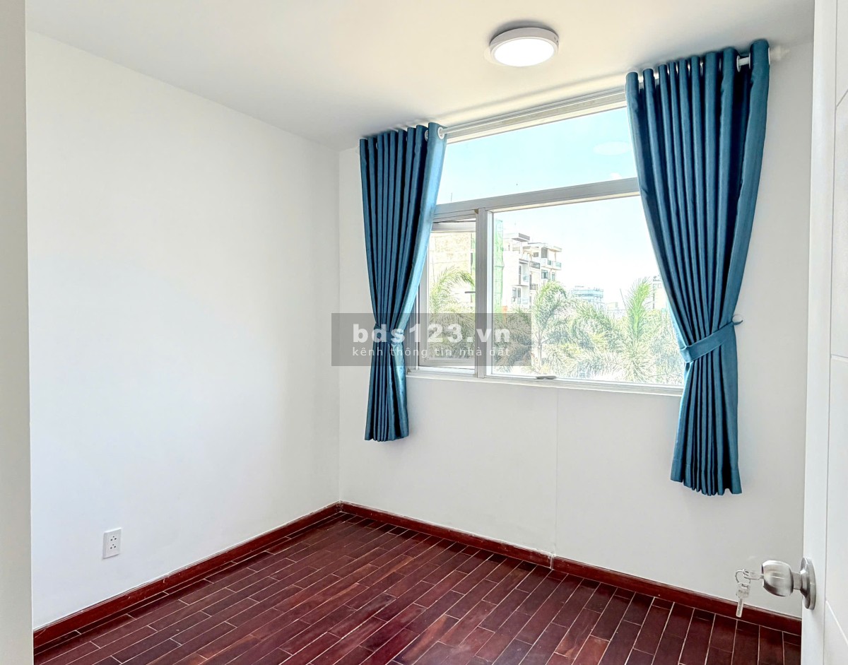 Chính chủ căn góc 83m2 Hoàng Kim Thế Gia, sổ hồng sẵn, nhà mới, nội thất