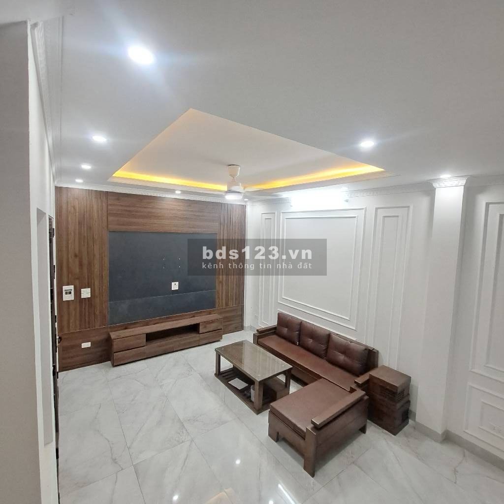 Nhà Phố Kim Quan Việt Hưng Long Biên 45m2 6 Tầng gần chợ công…