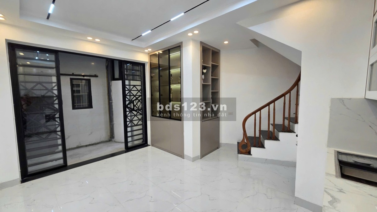 SIÊU PHẨM NHÀ ĐẸP TRIỀU KHÚC – FULL NỘI THẤT – RẤT PHÙ…