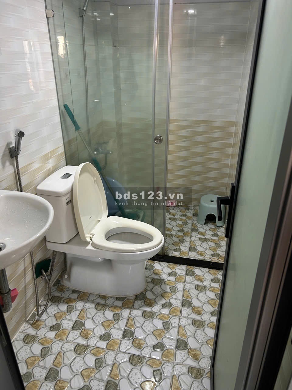 Cho thuê phòng đang trống sẵn, đầy đủ nội thất, có gác…