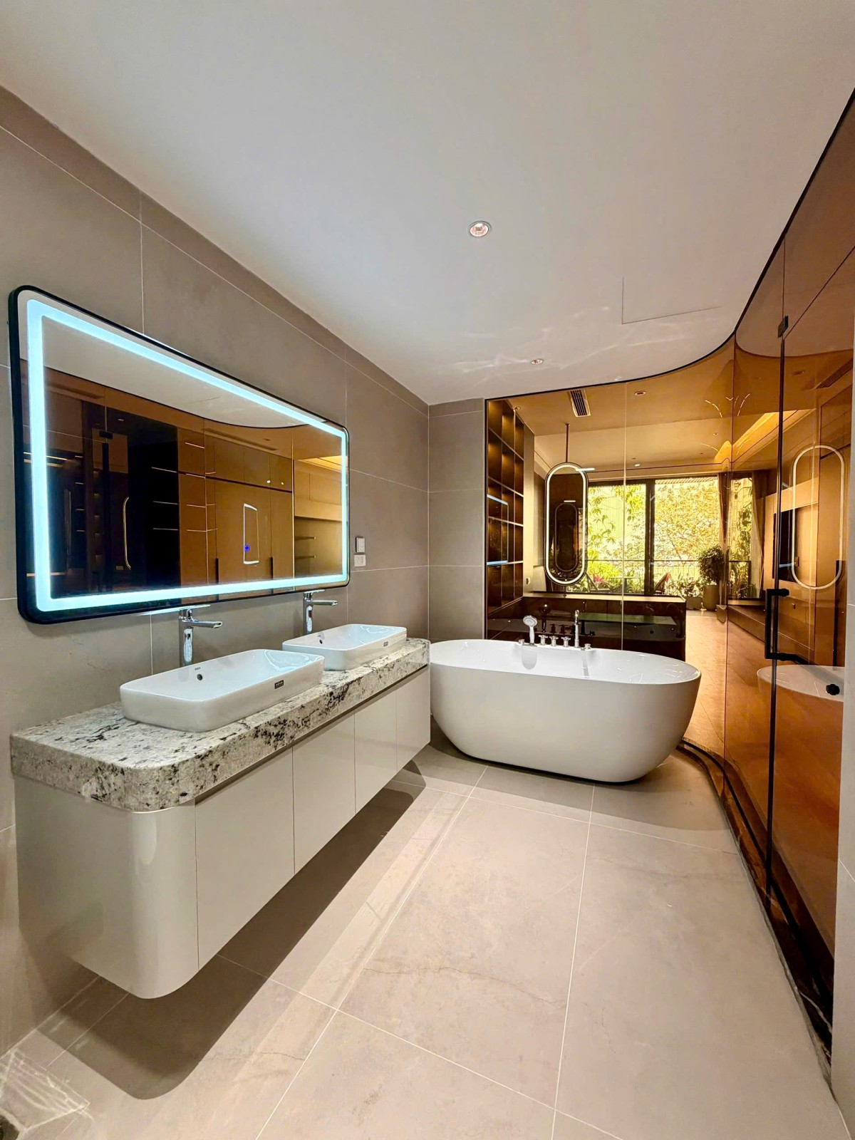 BÁN NHÀ PHƯỜNG BỒ ĐỀ DT 50M 4 TẦNG, NGÕ RỘNG Ô TÔ 7 CHỖ…