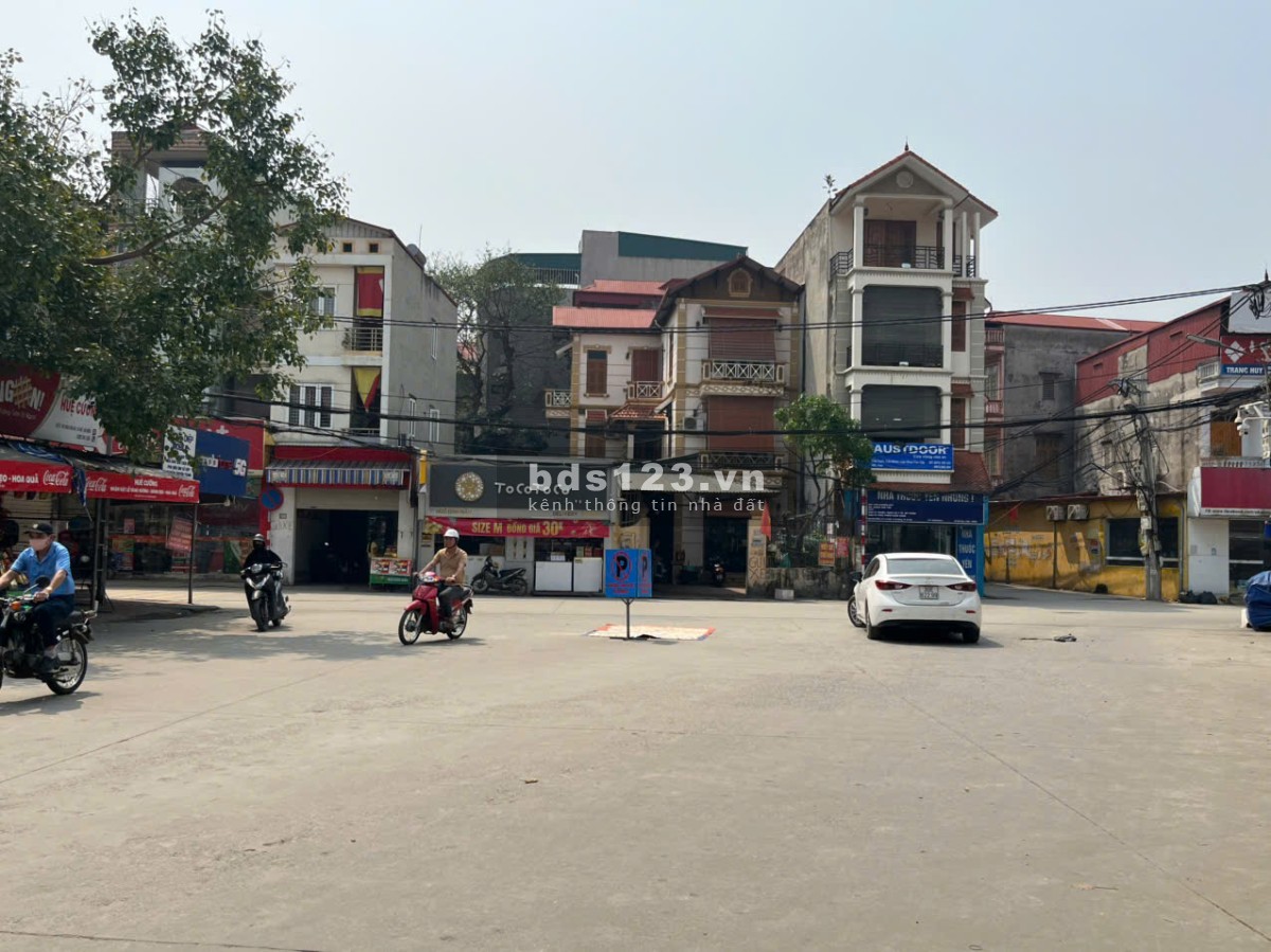 BÁN NHÀ PHAN ĐÌNH GIÓT - NHÀ MỚI ĐẸP - Ô TÔ ĐỖ CỬA - NGÕ…