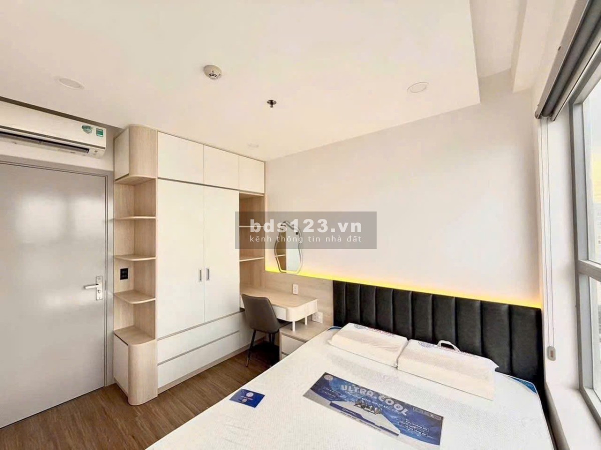 Bán gấp CC 2PN, 85m2 tại Vinhomes Central Park, 3,23 tỷ 0901873403 Hân